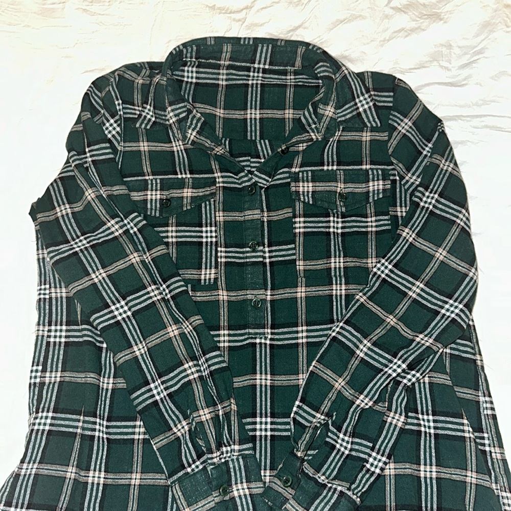 Green, Creme, White Pullover Flannel!